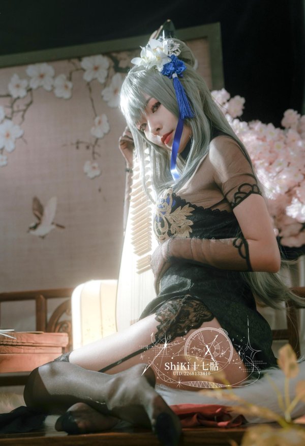博宝配资 《碧蓝航线》路易九世旗袍cosplay
